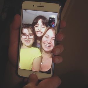 Meet your Posher, Katia cilene